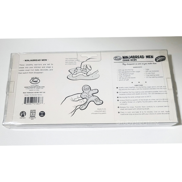 ✨️SALE✨️ 2 for $13✨️ NinjaBread Men Cookie Cutters, New in Box, Genuine Fred - Picture 3 of 7